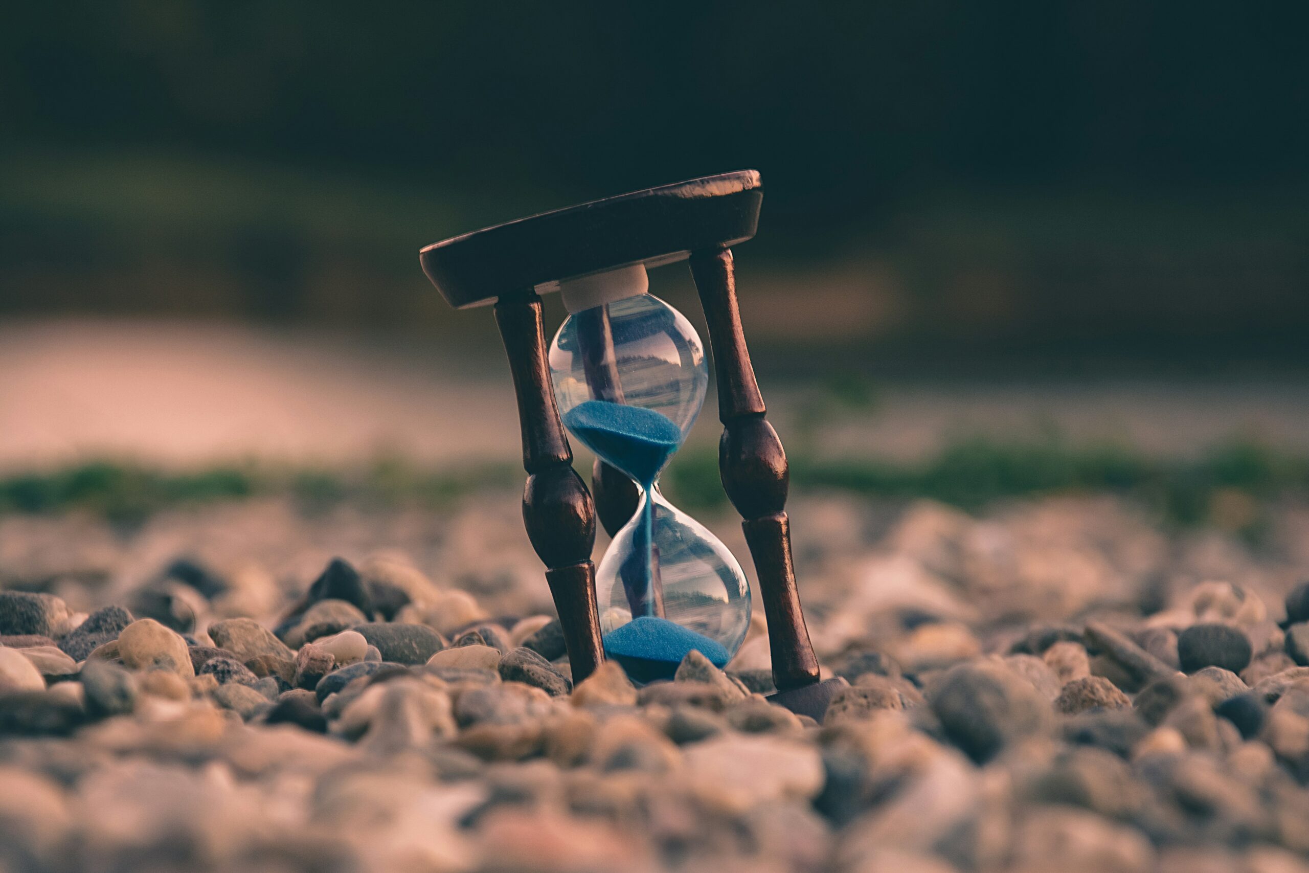 Comment définir le fuseau horaire et synchroniser l’heure du serveur sous Linux